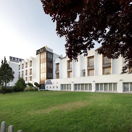 Blanca Hotel